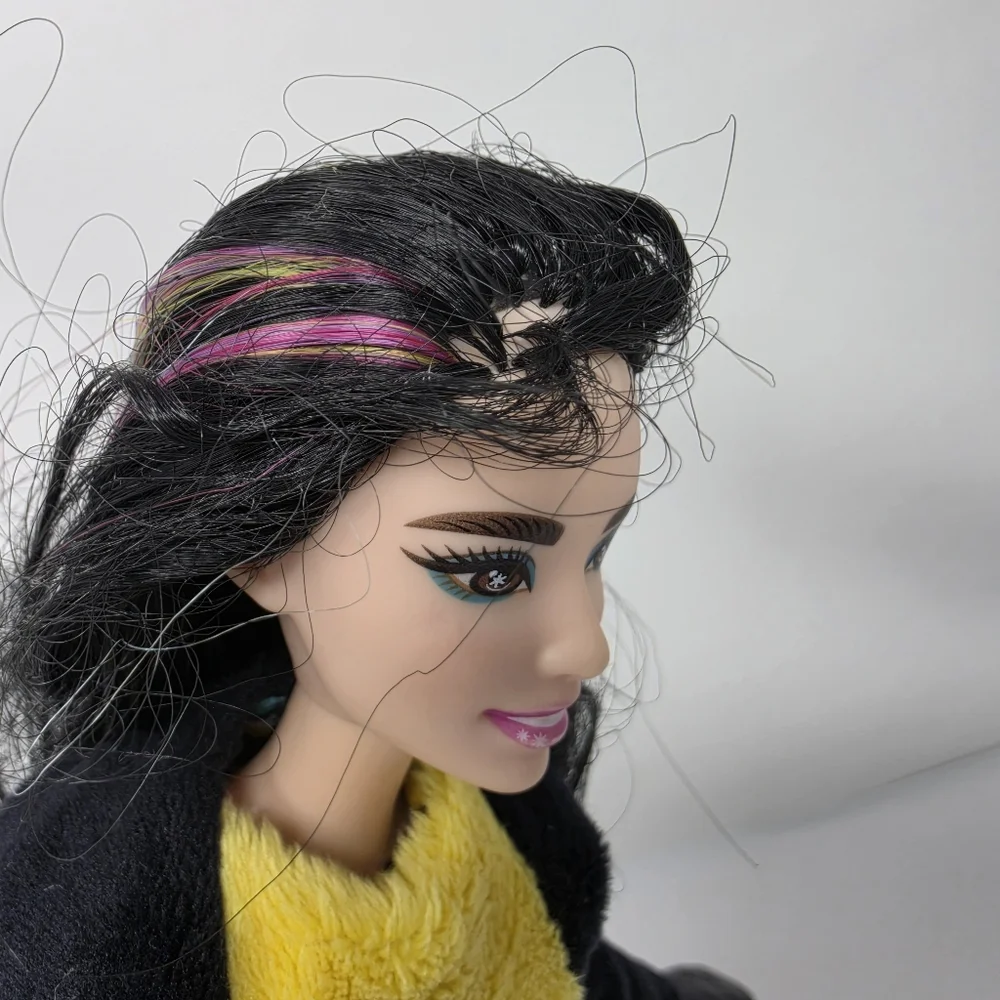 Barbie Cutie Reveal Jungle Series Fashion Doll with Toucan Plush Costume